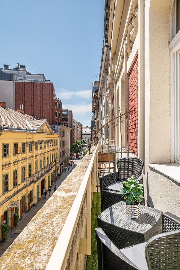 Luxury Apartment With Free Garage And Balcony In The Center Budapest Extérieur photo