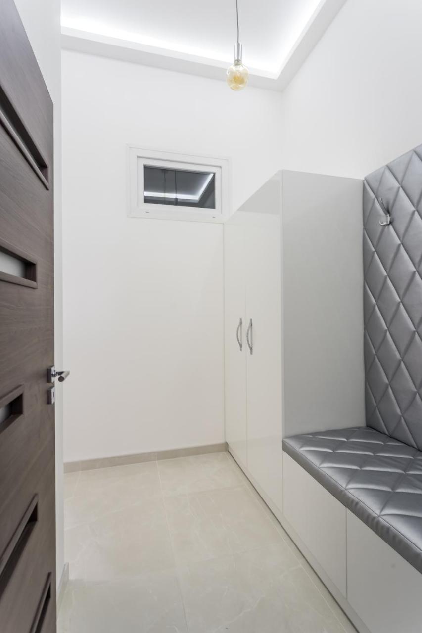 Luxury Apartment With Free Garage And Balcony In The Center Budapest Extérieur photo
