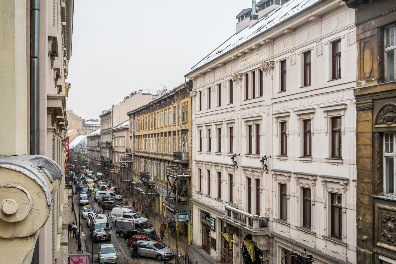 Luxury Apartment With Free Garage And Balcony In The Center Budapest Extérieur photo